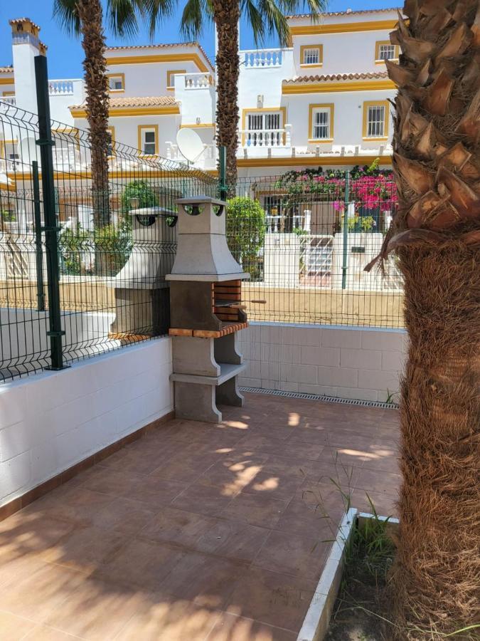 ¡Bajo Precioso Con Salida Directa A La Piscina Comunitaria En Paraiso De Vera! Exterior foto