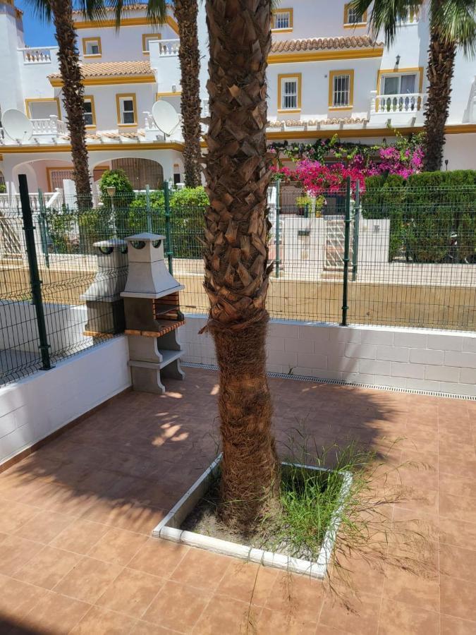 ¡Bajo Precioso Con Salida Directa A La Piscina Comunitaria En Paraiso De Vera! Exterior foto